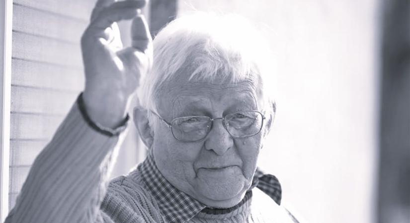 Elhunyt Leszkovszki Albin, a sárbogárdi színjátszás „örök tanára”