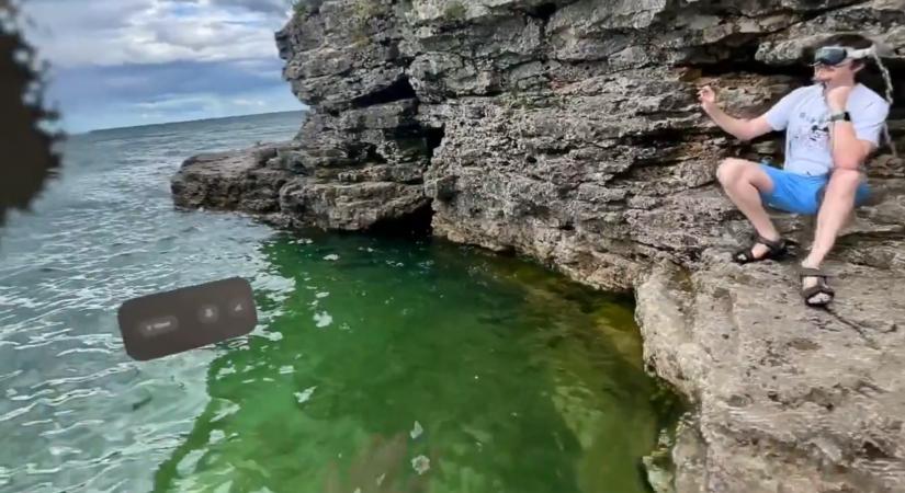 3D-s VR jeleneteket kszt egyszer fotkbl az Apple j AI eszkze