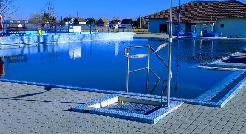 Egy napig ingyenes lesz a belépés egy Pest megyei termálfürdőbe