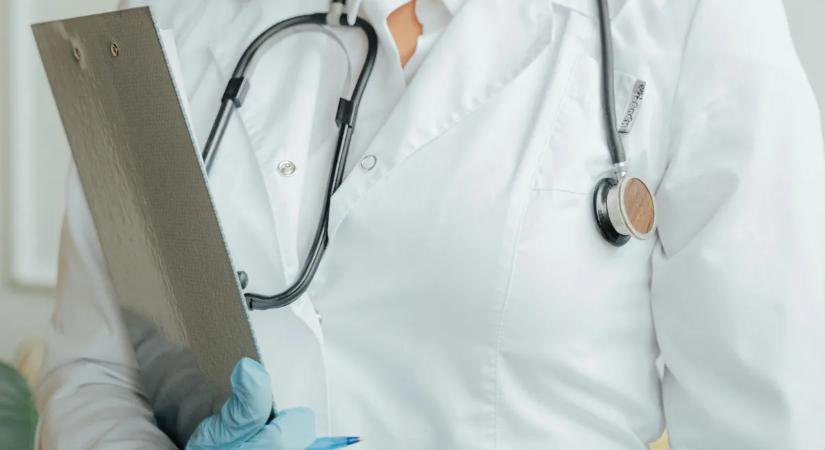 "Meg fogok halni?" - Ez a három tünet előzte meg a fiatal lány megrázó diagnózisát