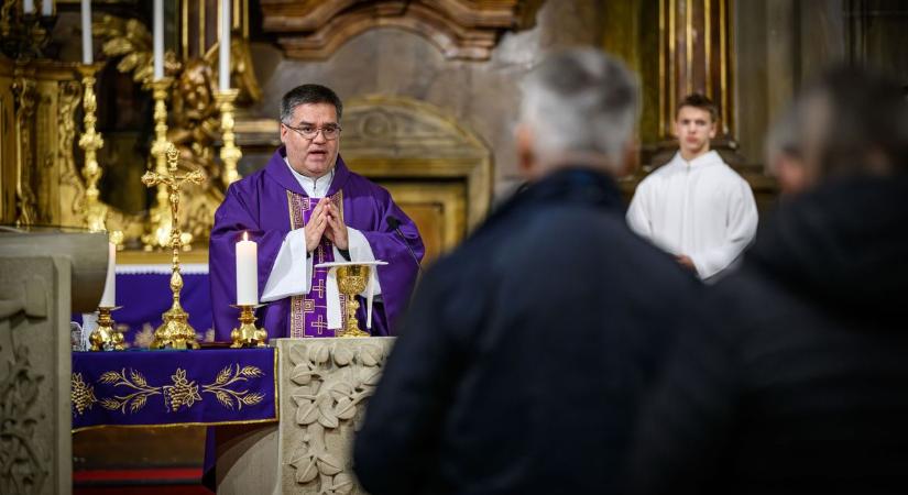 „A szeretet mozdít előre” – Portré Kálmán Imre városplébánosról