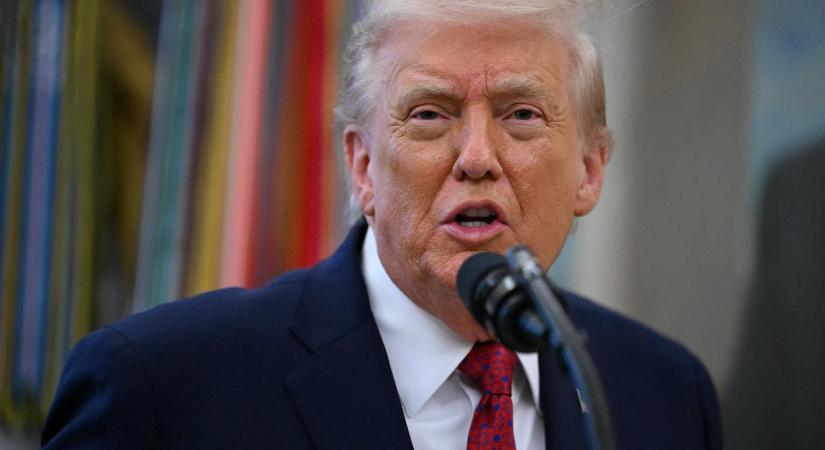 Donald Trump bejelentette, hogy csaknem másfél millió katona kap „vitézi osztalékot”