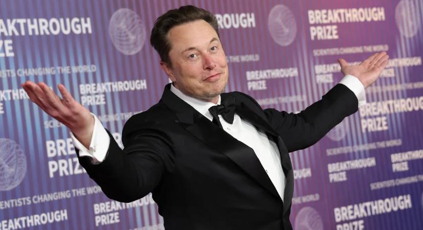 Elon Musk hatalmas botrányba keveredett Sydney Sweeney mellei miatt