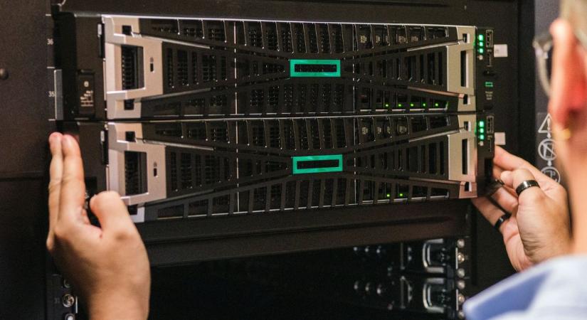 Világcég ismerte el Magyarországot: hamarosan a legfejlettebb országokhoz zárkózhatunk fel az MI területén