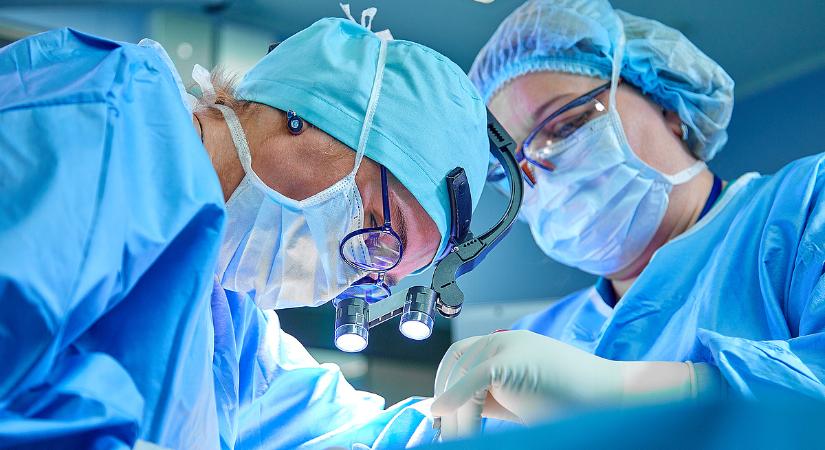 Az állam spórol, a lakosság fizet: ezért sereghajtó a magyar egészségügy