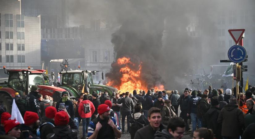 Orbán Viktor a brüsszeli gazdatüntetésről: Igazuk van  videó
