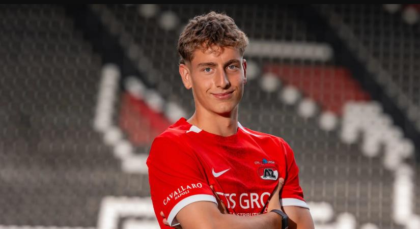 A patinás olasz klub is szerződtetné a tehetséges magyar csatárt