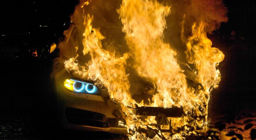 Az ügyész felgyújtott autója – Pásztor nem kommentálta, Nágel elítéli