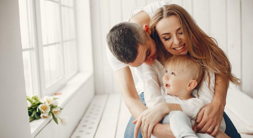 11 millió forint a családalapításhoz – tippek és tanácsok, amiket a babaváró hitelről 2026-ban is jó tudni!