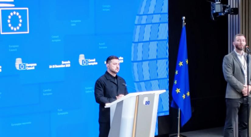 Fokozódik a feszültség Brüsszelben – teltház fogadta Zelenszkijt