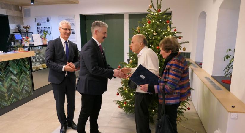 Egy élethossznyi társadalmi szerepvállalást jutalmaztak Bicskén