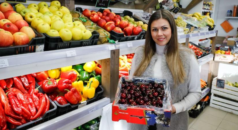 Egekben a cseresznye ára, de úgy tűnik, karácsony előtt semmi sem drága (galéria)