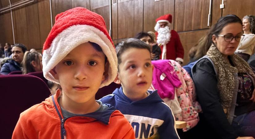 Szeretet Karácsony: ajándék, zene és összefogás a sárbogárdi gyermekekért