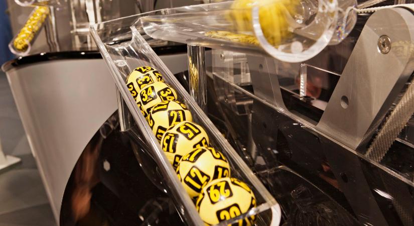 Hatoslottó: óriási összeg várt gazdára, de nagyon furcsa számokat húztak ki