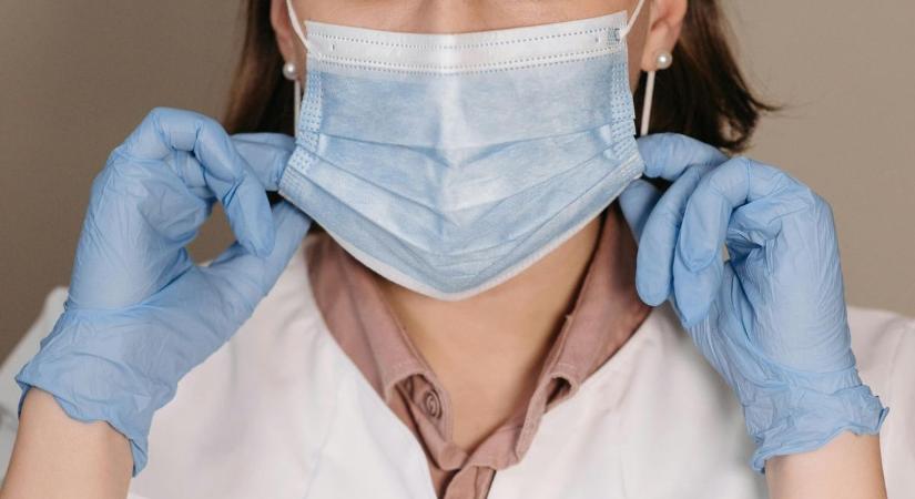 Légúti fertőzések: újabb kórházban kötelező a maszk viselése!