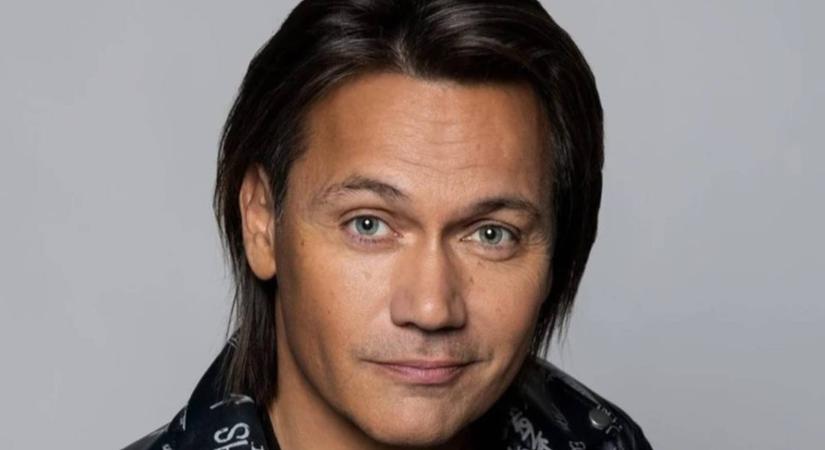 Kovács Áront fiatal felesége miatt ekézték egy műsorban: jól zavarba is jött