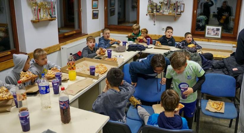 Jó hangulatban zárták az idényt a kiskundorozsmai fiatalok