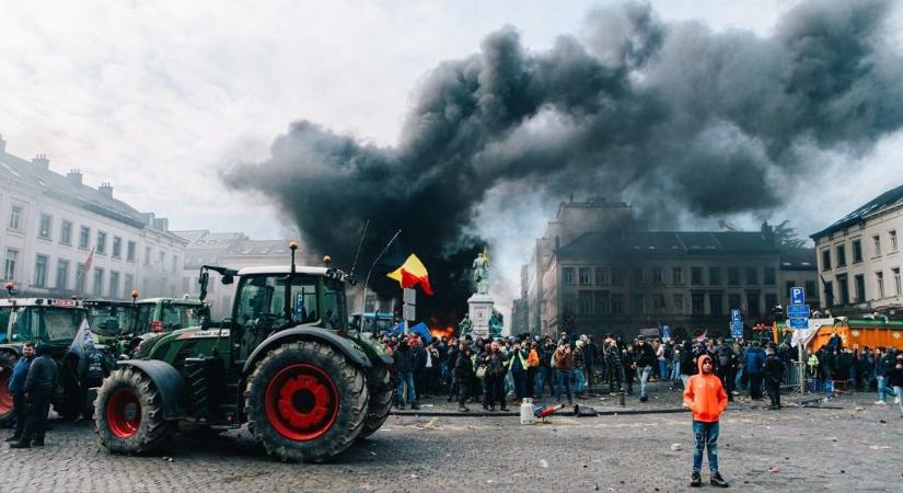 Több mint 100 magyar gazdálkodó is tüntetett Brüsszelben