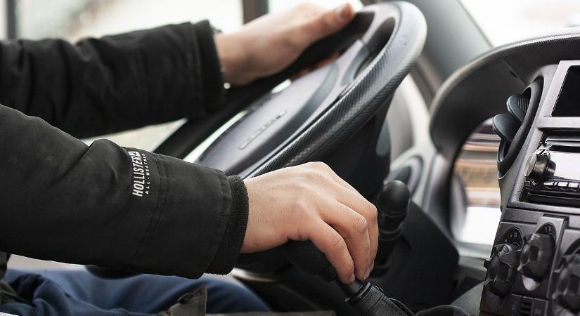 Nem lassítanak: tőkebevonással erősít a magyar autós szuperapp