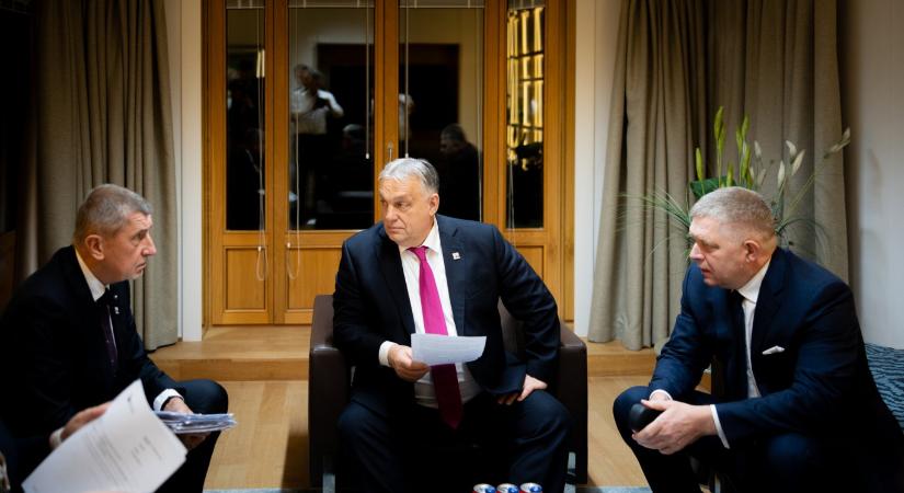 Az EU 90 milliárd eurónyi közös hitelt vesz fel Ukrajna finanszírozására, Csehország, Magyarország és Szlovákia nélkül