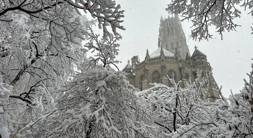 5 vármegyében brutális ködre figyelmeztetnek, kiderült, hogy lesz-e havazás a hétvégén - Időjárás-előrejelzés