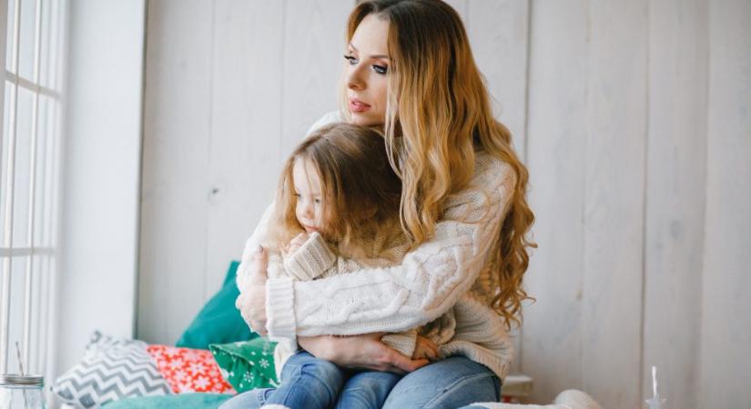 „Az anyákhoz, akik már hiányoznak saját maguknak” – Meghalnál a gyermekeidért? Tudom, de mi lenne, ha mostantól ÉLNÉL értük?