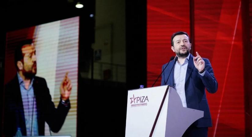 Újságírókra támadt a radikális baloldali képviselő