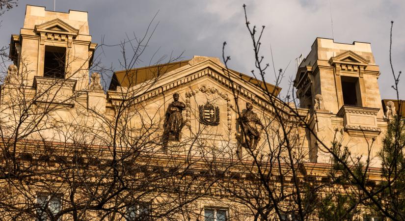 A forint igazi védőpajzsa hamarosan elhalványul?