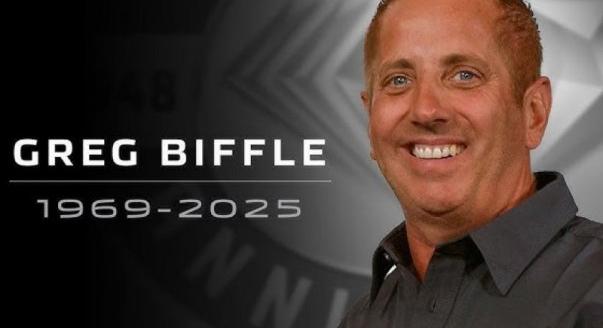 Tragédia: Repülőgép-balesetben elhunyt a NASCAR-legenda és családja