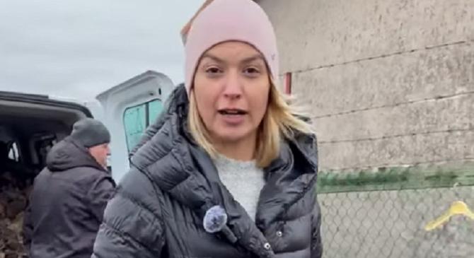 Tompa Enikő: egyes politikusok ellopott közpénzmilliárdokból jótékonykodnak