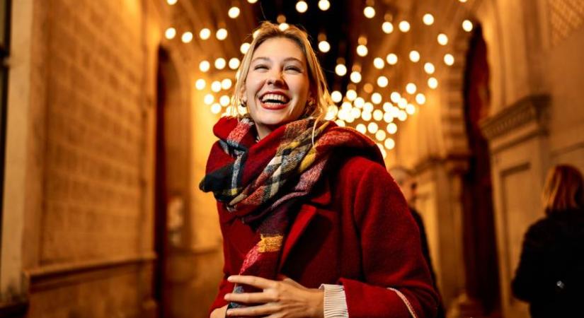 Pénteken elcsitulnak az érzelmek: egy csillagjegy végre elenged valamit