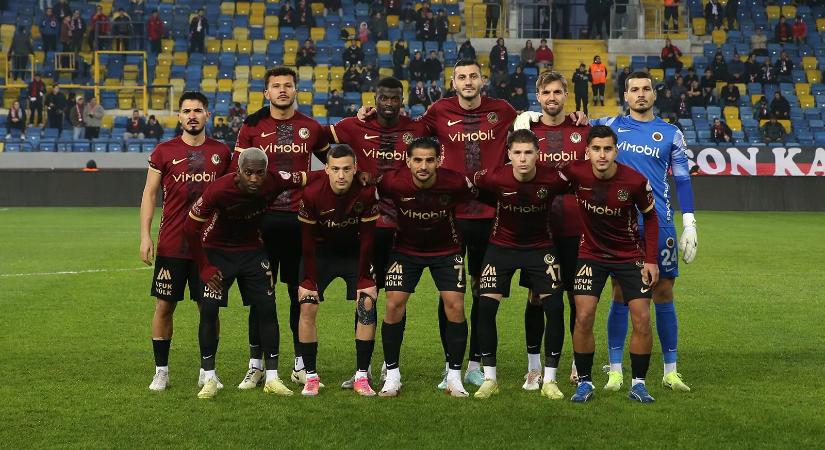 Csobothot a 40. percben lecserélték, edzője durván beszólt a nyilatkozatában