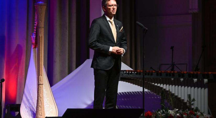 Hankó Balázs: A kultúra a mindennapok során a harmóniát teremti meg bennünk