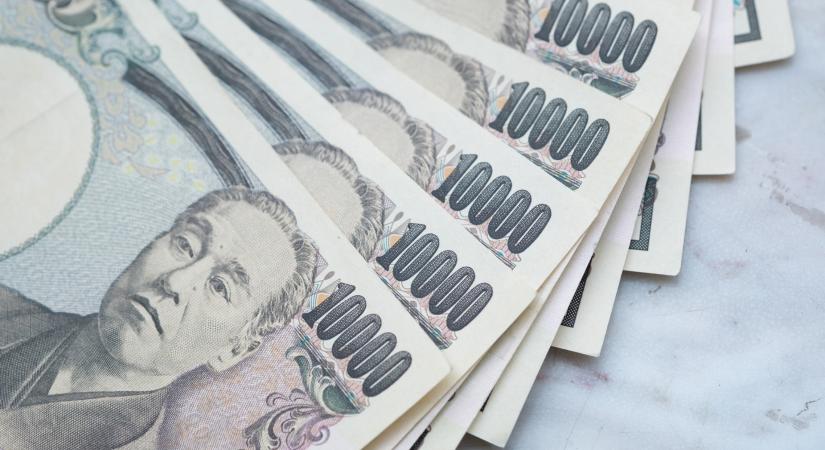Harminc éve nem látott szintre emelték a japán kamatot, és ez még csak a kezdet