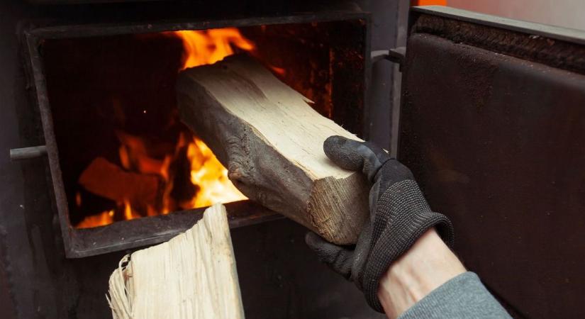 Veszélyben az otthonok: megszaporodtak a kéménytüzek Heves vármegyében