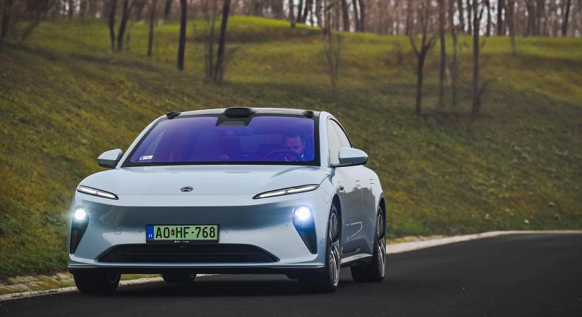 Új prémium elektromos autó itthon: mit tud a Nio?