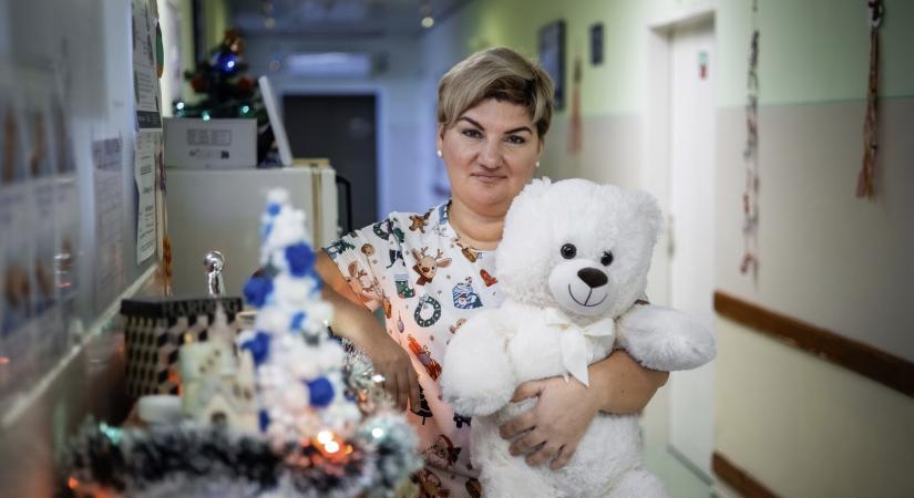 „Aki picit is azt érzi, hogy szeretne másokon segíteni, az az egészségügyben a lehető legjobb helyen van"” – Az Év Ápolója: Kovácsné Tóth Hajnalka