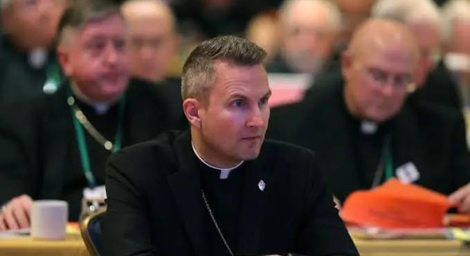 A pápa egy Chicagóból származó püspököt nevezett ki New York érsekévé a lemondott Timothy Dolan utódjaként