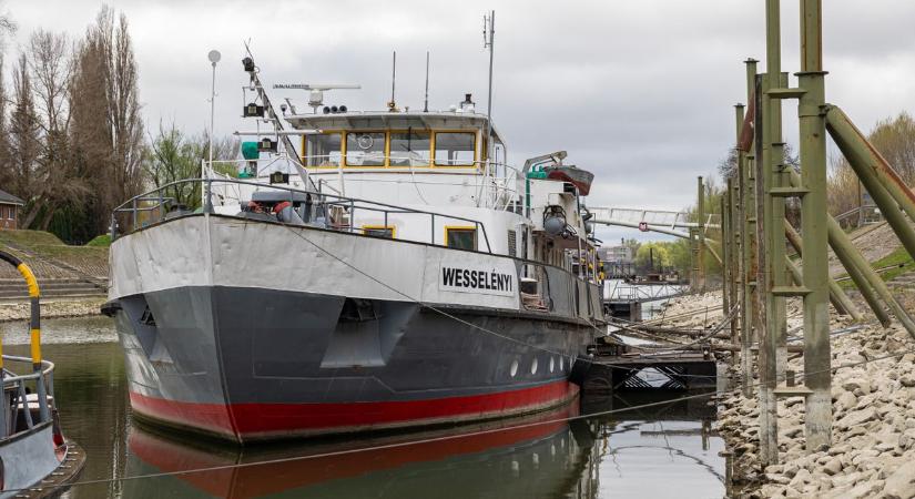 A Dunán is készenlétbe helyezték a jégtörőket - Nyolc éve volt utoljára szükség rájuk