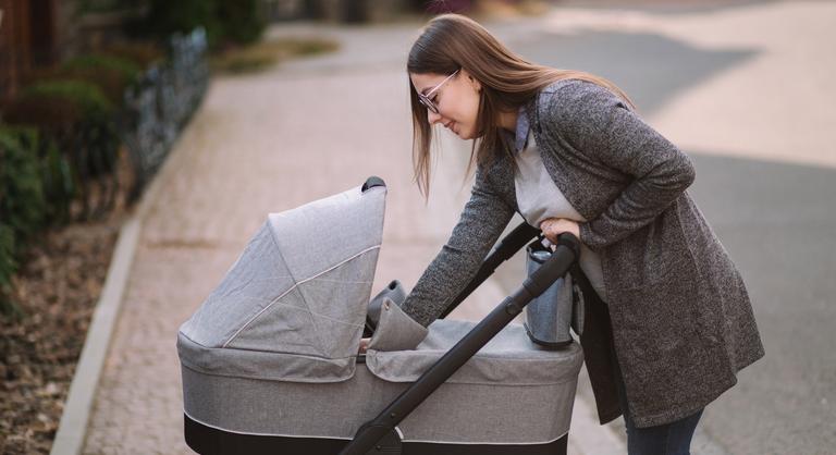 Anyák tízezreit érinti a változás, több pénz maradhat náluk