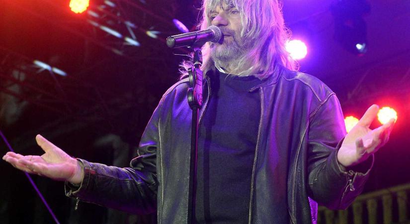 Kolozsváron koncertezik Hobo