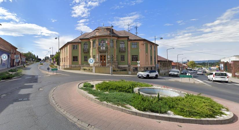 Emelkednek a közművelődési és sportintézmények térítési díjai Dorogon