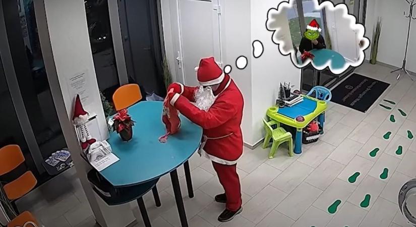 Idegenek járnak a mosodában, a szolnoki Grincs után újabb furcsa látogatót vettek videóra