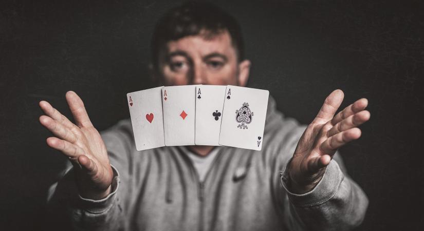 Újságírók bridzsversenye: február 13