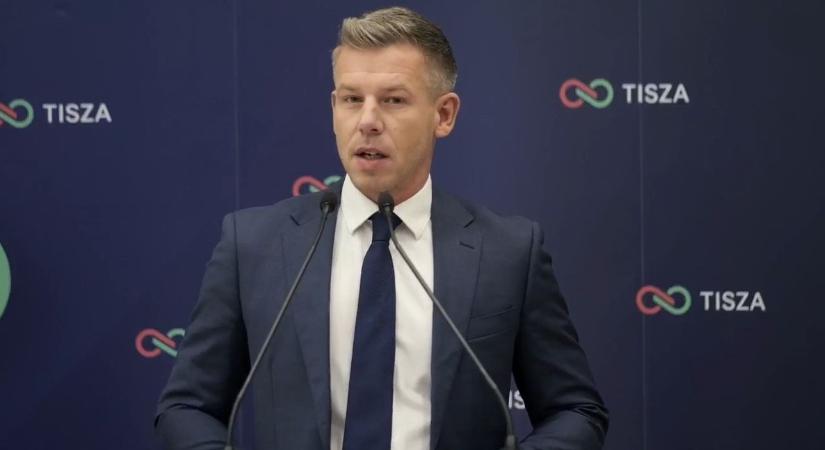 Magyar Péter szerint Orbán Viktor nem patrióta, hanem áruló