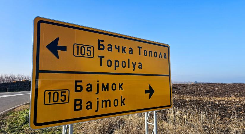 Kilenc kétnyelvű útirányjelző táblát helyeznek ki Topolyán