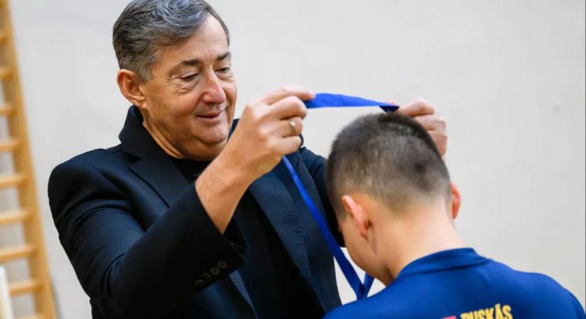 Mészáros Lőrinc: Nem egyszerűen futballakadémia vagyunk, ez egy komplett sportfalu