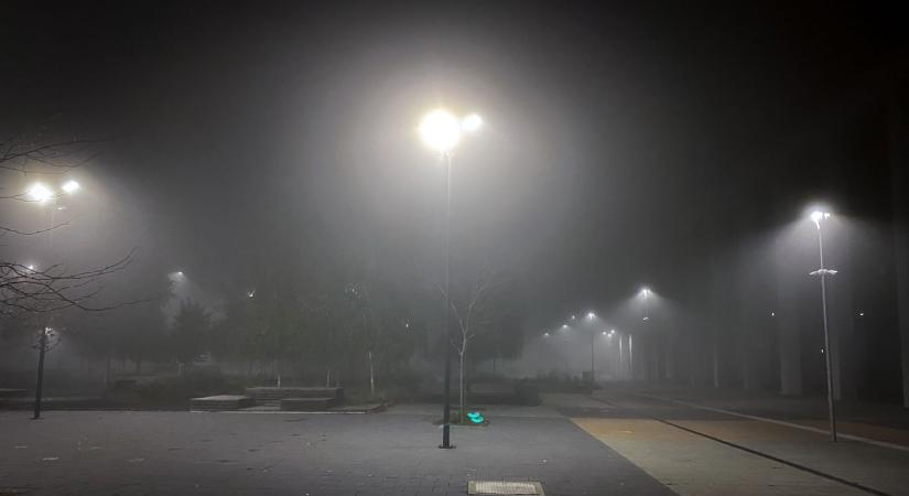 Megint kiadták a riasztást Zalára! Az orráig sem láthat a ködben