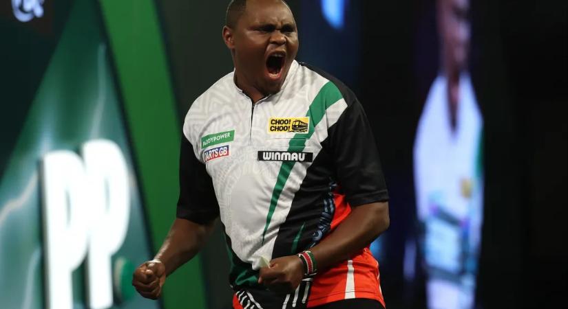 A darts-vb eddigi legnagyobb meglepetése a kenyai állatorvos, aki csak három éve kezdte el dobálgatni a nyilakat