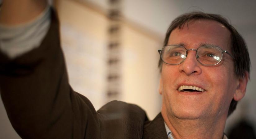 Az Egészséges erotikától a Csinibabáig - 75 éves Tímár Péter